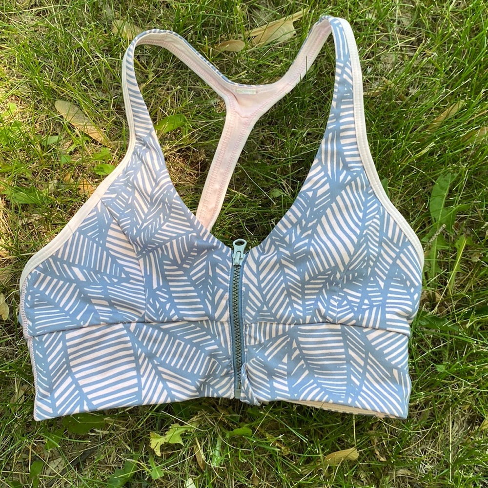 Lululemon zip up bra